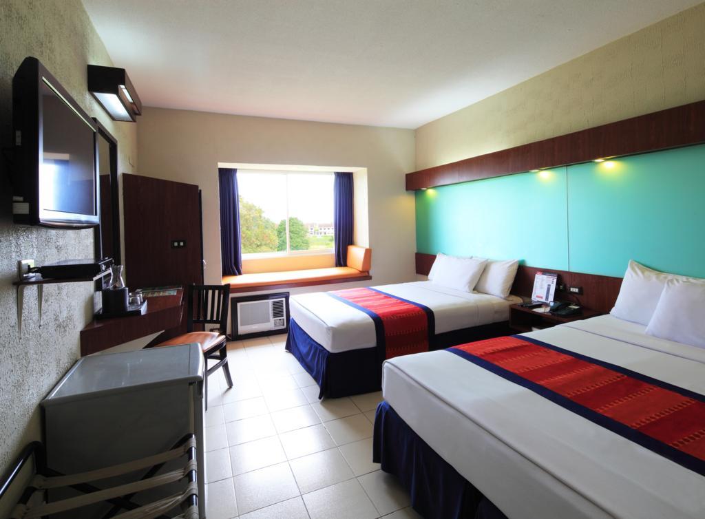 Microtel By Wyndham Eagle Ridge General Trias  Room photo